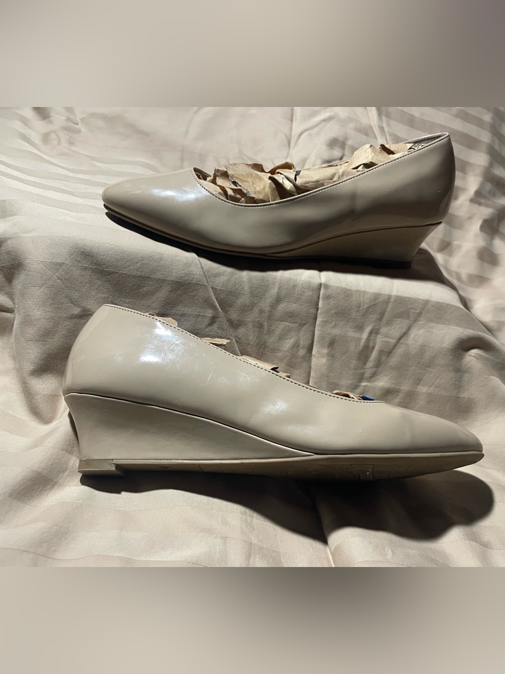 Nude soft wedge - Picture 2 of 4